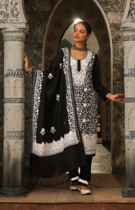 Pantalms Crafts Aari Woollen Straight Kurta Set with Dupatta-Black