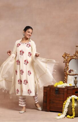 Chanderi  Zari Solid Women's 4 PC Long Kurta Set - Off White
