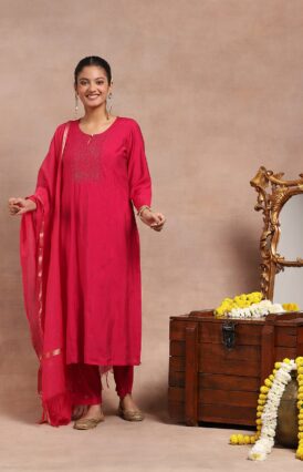 Chanderi Kamdaani Embroidered Solid Women's 4 PC Long Kurta Set - Pink