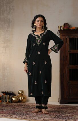 Velvet  Solid Women's 2 PC Long Kurta Set - Green