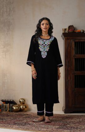 Velvet  Solid Women's 2 PC Long Kurta Set - Navy Blue