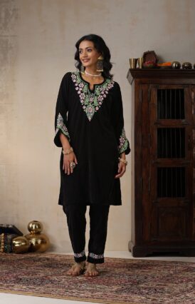 Velvet  Solid Women's 2 PC Short Kurta Set - Black