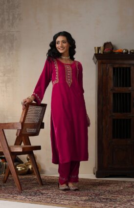 Velvet  Solid Women's 2 PC Long Kurta Set - Pink