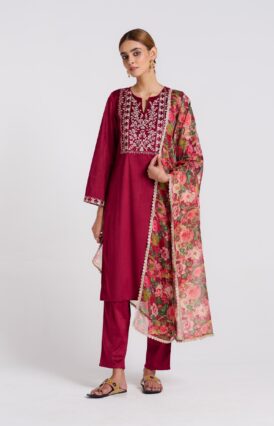 Maroon Embroidered Phulwari Velvet Set with Dupatta