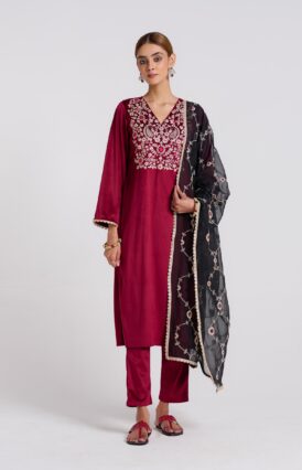 Maroon Embroidered Gulzaar Velvet Set with Dupatta