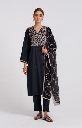 Black Embroidered Gulzaar Velvet Set with Dupatta