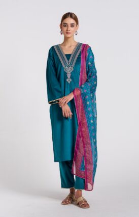Teal Embroidered Zareen Velvet Set with Dupatta