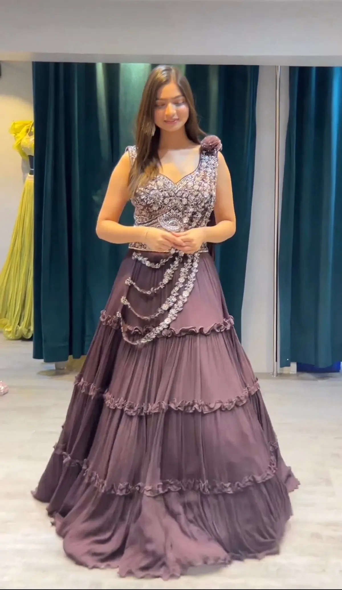 HB-8014_LIGHT_PURPLE_GOWN__AAKF35CXGV_2024-03-06_1